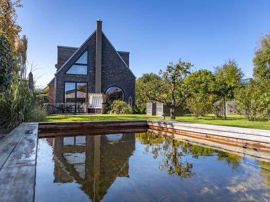 Einfamilienhaus zum Kauf als Kapitalanlage geeignet 2.475.000 € 5 Zimmer 223,6 m² 596 m² Grundstück Westerland Sylt 25980