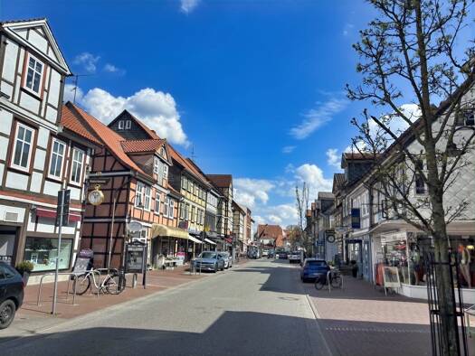 Gewerbeobjekt zum Kauf als Kapitalanlage geeignet 1.490.000 € 18 Zimmer 2.004 m² 2.285 m² Grundstück Lüchow 29439