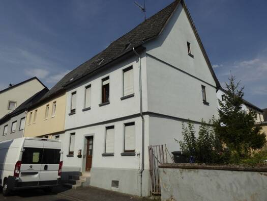 Einfamilienhaus zum Kauf 220.000 € 6 Zimmer 130 m² 180 m² Grundstück Hadamar Hadamar 65589