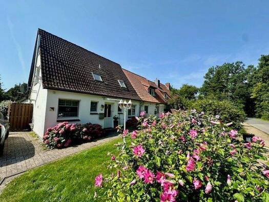 Einfamilienhaus zum Kauf 299.000 € 8 Zimmer 171,7 m² 700 m² Grundstück Bliestorf 23847