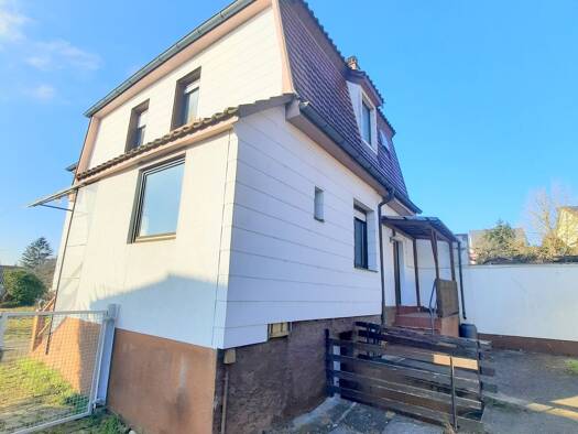 Einfamilienhaus zum Kauf 4 Zimmer 117 m² 332 m² Grundstück Singen Remchingen 75196