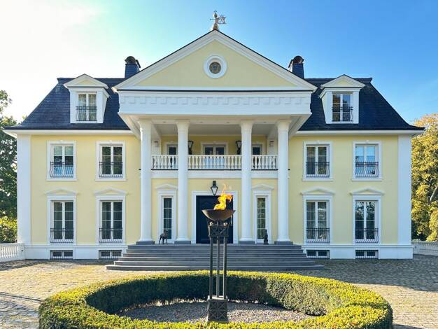 Villa zum Kauf 13 Zimmer 985 m² 8.734 m² Grundstück Glücksburg Glücksburg 24960