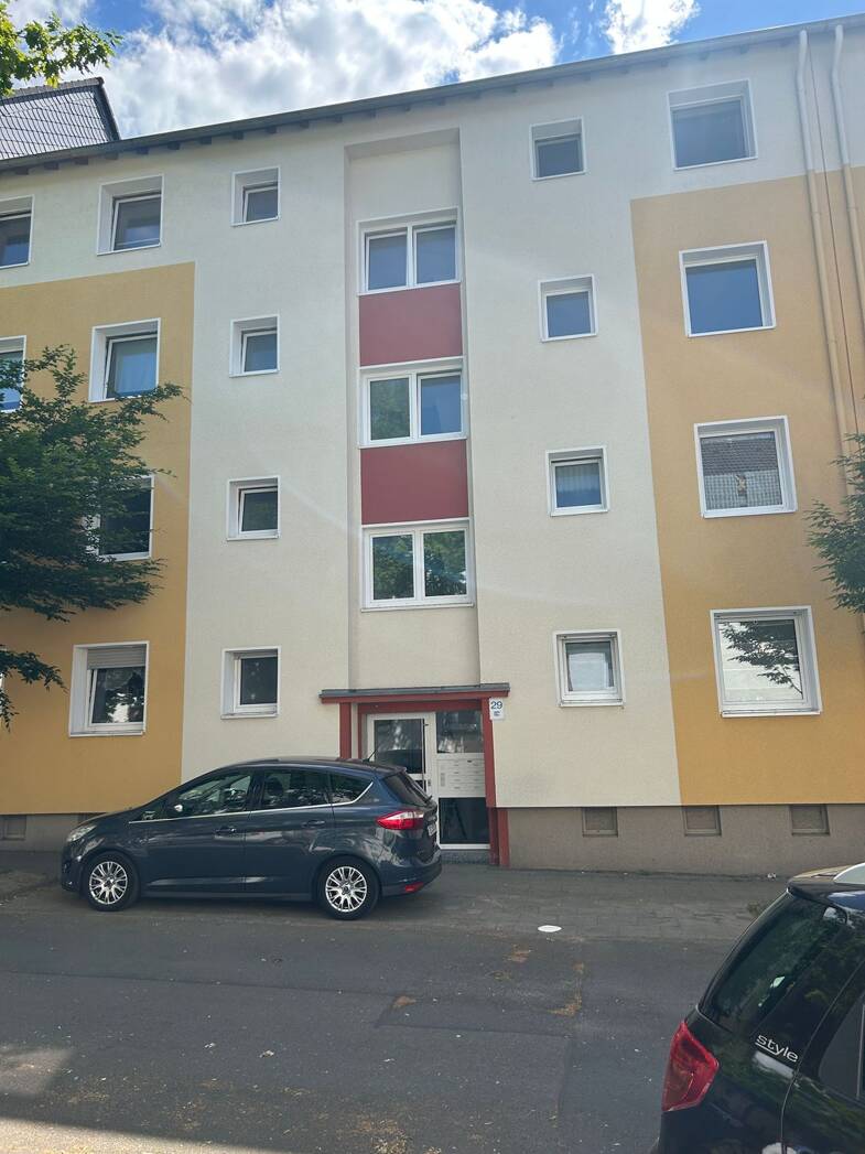 Wohnung zur Miete 420 € 2 Zimmer 61 m² 2. Geschoss frei ab sofort Giesebrechtstr. 29 Frohnhausen Essen 45144