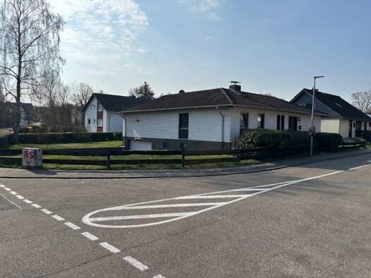 Einfamilienhaus zum Kauf 639.000 € 4 Zimmer 126 m² 936 m² Grundstück Stadecken-Elsheim 55271