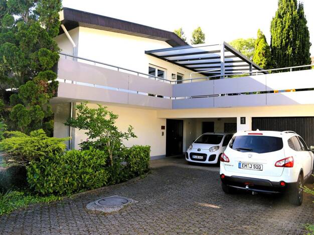 Einfamilienhaus zum Kauf provisionsfrei 1.290.000 € 4 Zimmer 217 m² 616 m² Grundstück frei ab 01.02.2027 Köndringen Teningen 79331