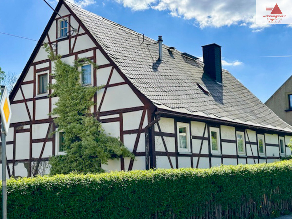 Einfamilienhaus zum Kauf 65.000 € 4 Zimmer 85 m²<br/>Wohnfläche 482 m²<br/>Grundstück Thum-Jahnsbach Thum / Jahnsbach 09419