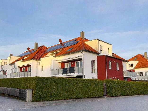 Terrassenwohnung zur Miete 1.370 € 2 Zimmer 68,5 m² Münchner Straße 30 Zorneding 85604