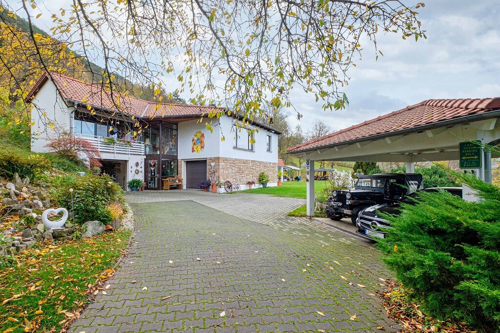 Villa zum Kauf provisionsfrei 1.650.000 € 5 Zimmer 253 m²<br/>Wohnfläche 2.000 m²<br/>Grundstück Wöllnitz Jena 07749