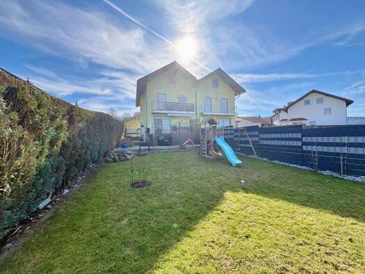 Doppelhaushälfte zum Kauf 349.000 € 6 Zimmer 124 m² 440 m² Grundstück Schöllnach 94508