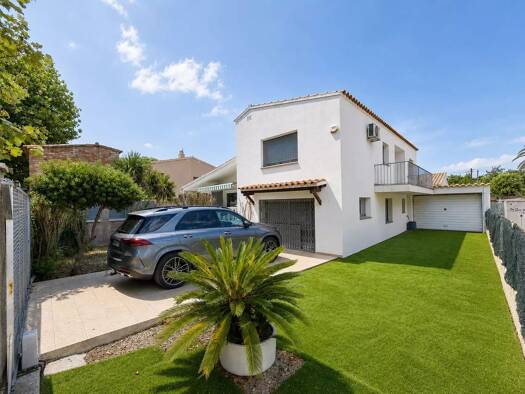 Haus zum Kauf 490.000 € 244 m² 467 m² Grundstück Castelló d'Empúries 17487