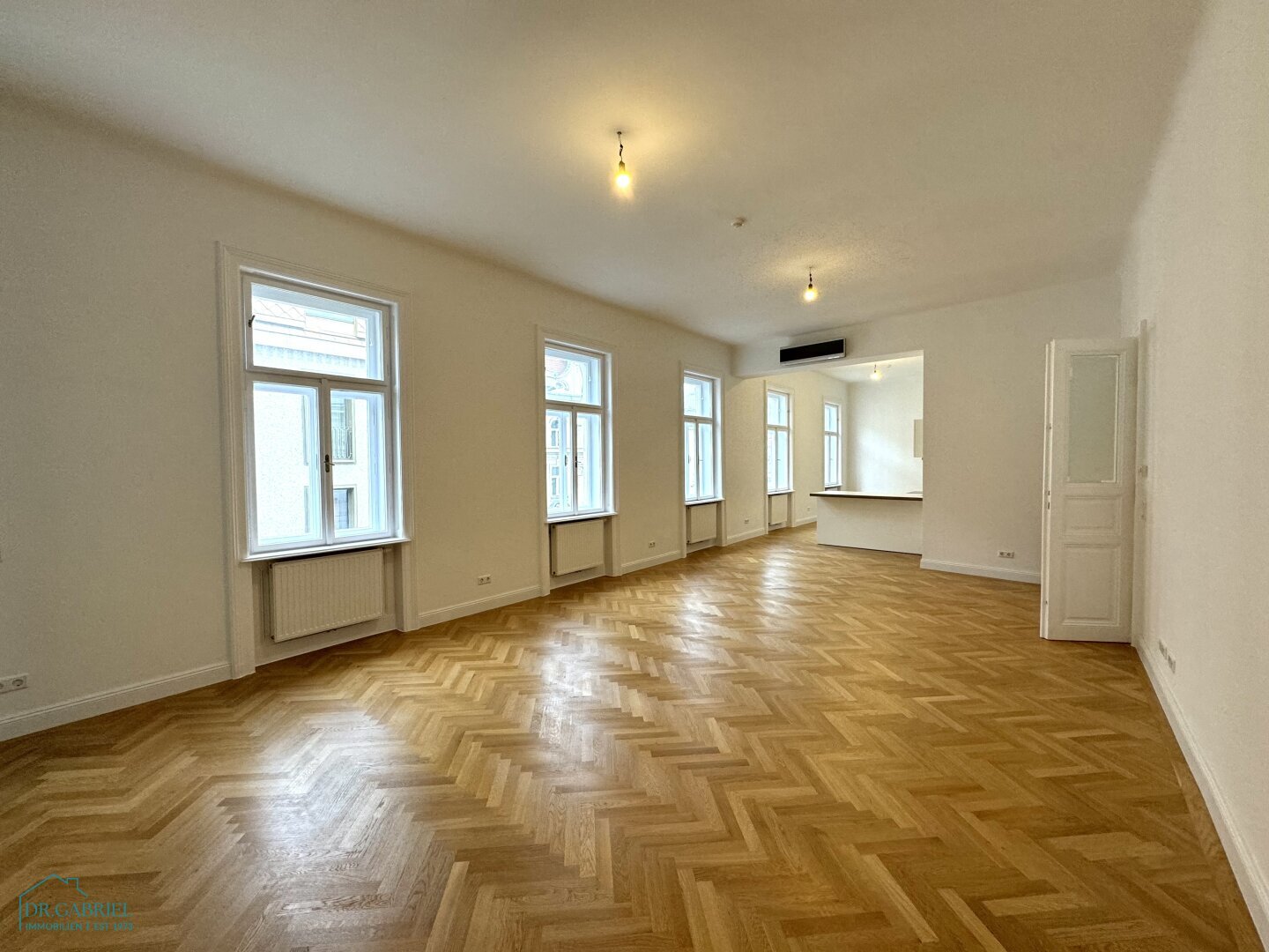 Wohnung zur Miete 3.924 € 5 Zimmer 216,8 m²<br/>Wohnfläche 3.<br/>Geschoss Wien 1010