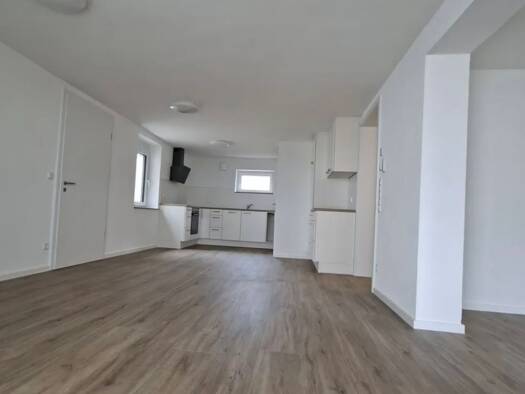 Terrassenwohnung zur Miete 1.070 € 3 Zimmer 98 m² frei ab sofort Schwendi 88477