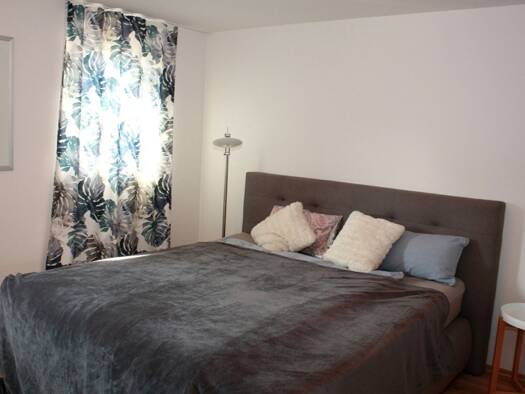 Wohnung zur Miete auf Zeit 1.300 € 2 Zimmer 40 m² frei ab 31.12.2026 Thanheimer Straße Bisingen Bisingen 72406