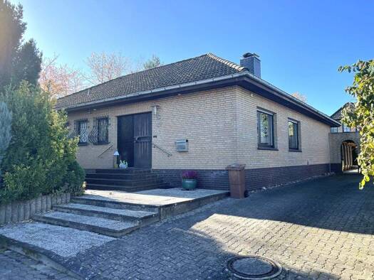 Bungalow zum Kauf 359.000 € 4 Zimmer 118,2 m² 885 m² Grundstück Harsefeld 21698