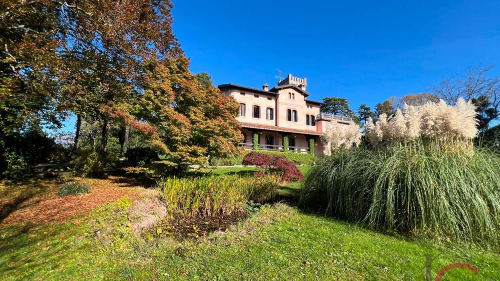 Haus zum Kauf 950.000 € 717 m² 11.000 m² Grundstück IT - Tricesimo 33019