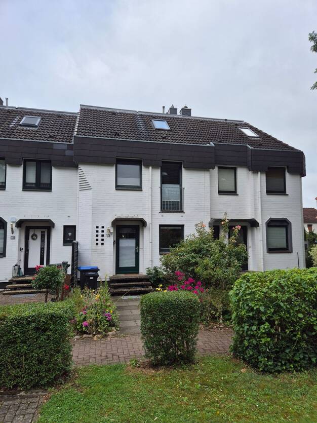 Reihenmittelhaus zur Miete 1.050 € 4 Zimmer 114 m² 140 m² Grundstück Buxtehude Buxtehude 21614