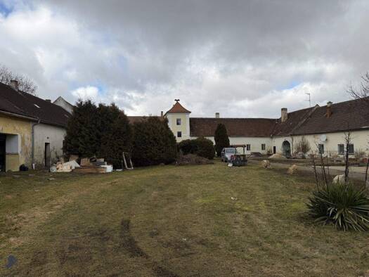 Land-/Forstwirtschaft zum Kauf 129.000 € 7.216 m² Grundstück Markl 3841