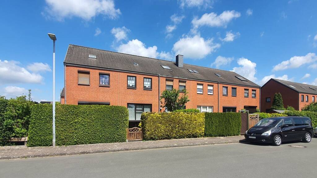Reihenmittelhaus zum Kauf 270.000 € 4 Zimmer 75,2 m² 209 m² Grundstück Kirchweyhe Weyhe 28844