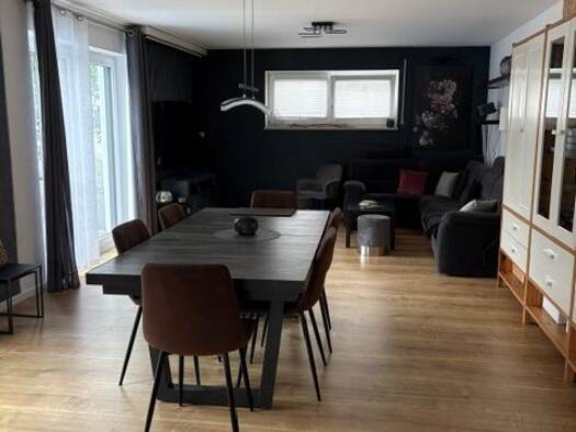 Einfamilienhaus zum Kauf provisionsfrei 5,5 Zimmer 160 m² 385 m² Grundstück Neutraubling 93073