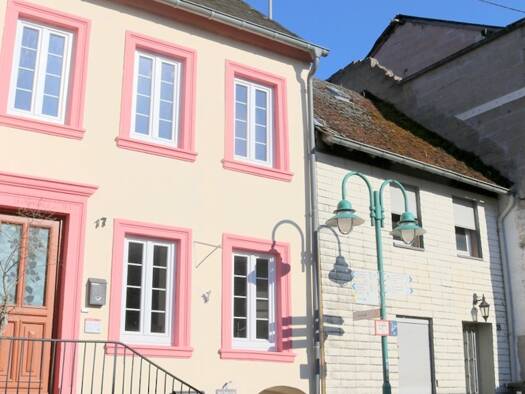 Reihenmittelhaus zum Kauf 185.000 € 3 Zimmer 107 m² 325 m² Grundstück Starkenburg 56843