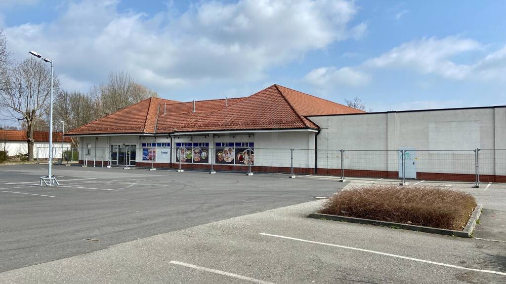 Sonstiges zum Kauf als Kapitalanlage geeignet 790.000 € 1.430 m² 7.692 m² Grundstück Stadtmitte Peitz 03185