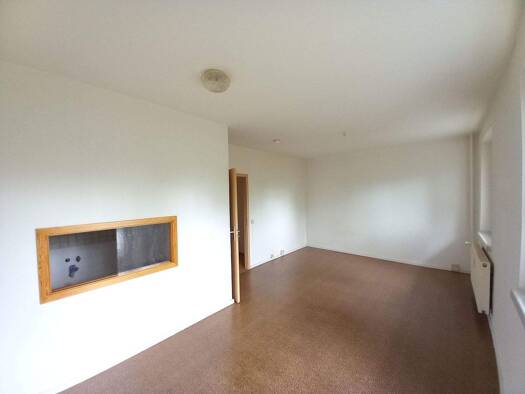 Wohnung zur Miete 287 € 2 Zimmer 50 m² EG frei ab sofort Allendestraße 43 Schmalkalden 98574