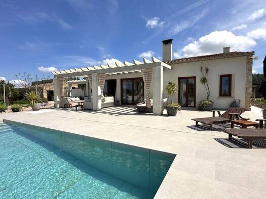 Bauernhaus zum Kauf 1.150.000 € 2 Zimmer 260 m² 15.000 m² Grundstück Palamós 17230
