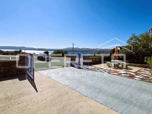 Einfamilienhaus zum Kauf 730.000 € 11 Zimmer 330 m² 530 m² Grundstück Karlobag 53288