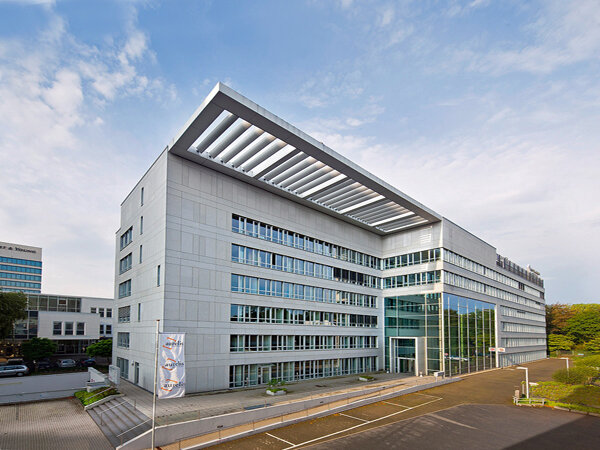 Bürofläche zur Miete 13,50 € 660 m²<br/>Bürofläche ab 660 m²<br/>Teilbarkeit Eschborn Eschborn 65760