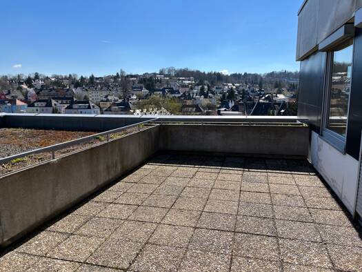 Wohnung zur Miete 1.000 € 3,5 Zimmer 94 m² Geschoss 5/5 Innenstadt Hof 95030