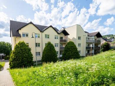 Wohnung zum Kauf 60.000 € 2 Zimmer 57,5 m² Dachgeschoss Lindenring 32 Bernsbach Lauter-Bernsbach 08315