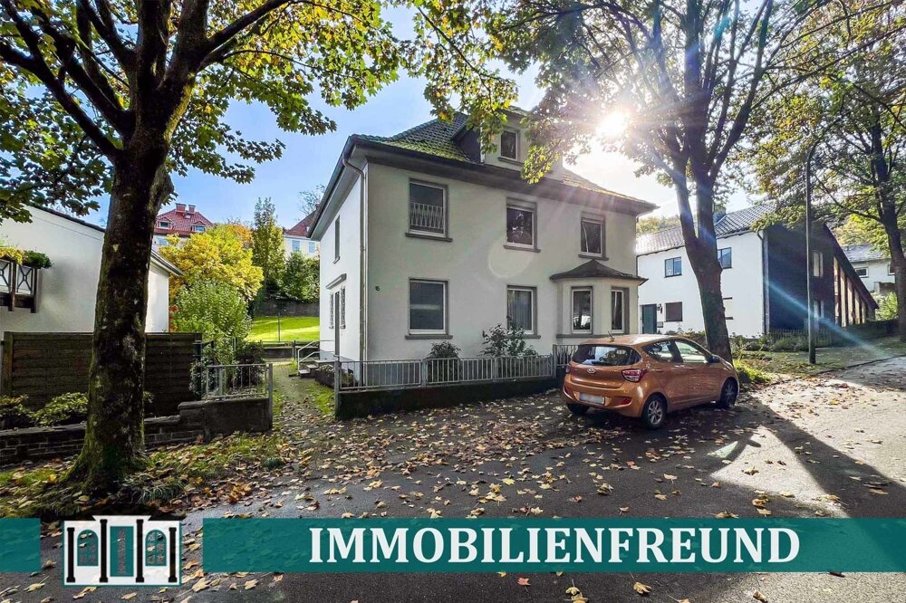 Mehrfamilienhaus zum Kauf 515.000 € 8 Zimmer 180 m²<br/>Wohnfläche 585 m²<br/>Grundstück Vohwinkel - Mitte Wuppertal 42329