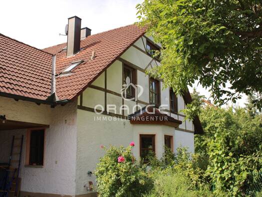 Mehrfamilienhaus zum Kauf 550.000 € 8 Zimmer 200 m² 876 m² Grundstück frei ab 15.10.2026 Röttenbach 91341