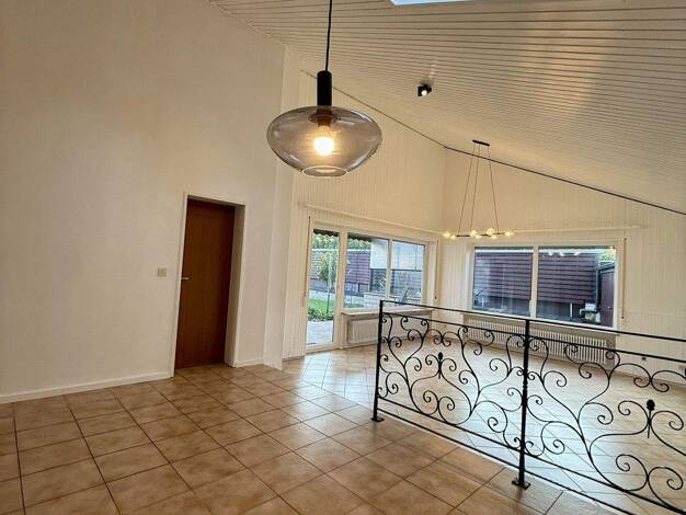 Einfamilienhaus zum Kauf 859.000 € 5 Zimmer 162 m² 458 m² Grundstück Stadtbergen 86391