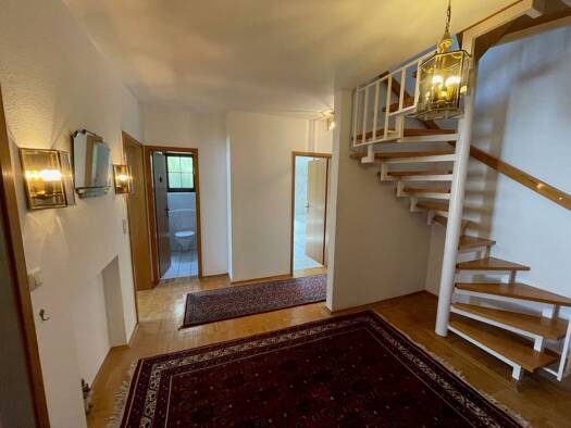 Maisonette zur Miete 2.290 € 4 Zimmer 158 m² Geschoss 2/3 frei ab 01.10.2025 Ober-Eschbach Bad Homburg vor der Höhe 61352