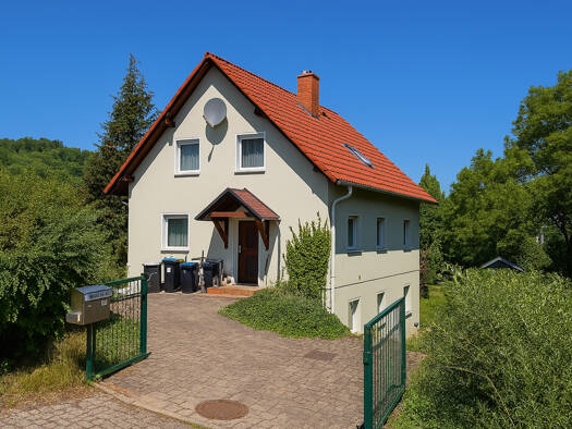 Einfamilienhaus zum Kauf 260.000 € 6 Zimmer 130 m² 884 m² Grundstück Obernitz Saalfeld/Saale 07318