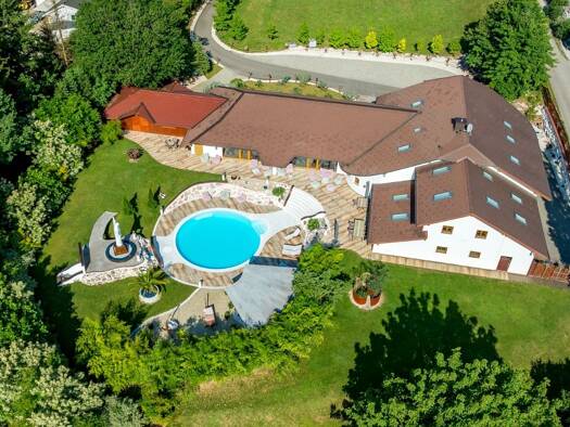 Haus zum Kauf provisionsfrei 1.675.000 € 6 Zimmer 440 m² 5.712 m² Grundstück Puchkirchen am Trattberg 4849