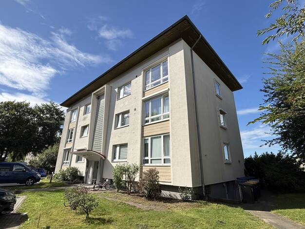 Wohnung zum Kauf 219.000 € 3 Zimmer 86 m² frei ab 01.12.2026 Uetersen 25436