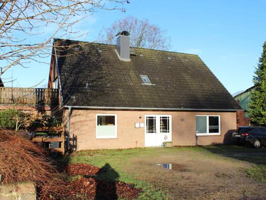 Mehrfamilienhaus zum Kauf 259.000 € 7 Zimmer 210 m² 894 m² Grundstück Wapelfeld 24594