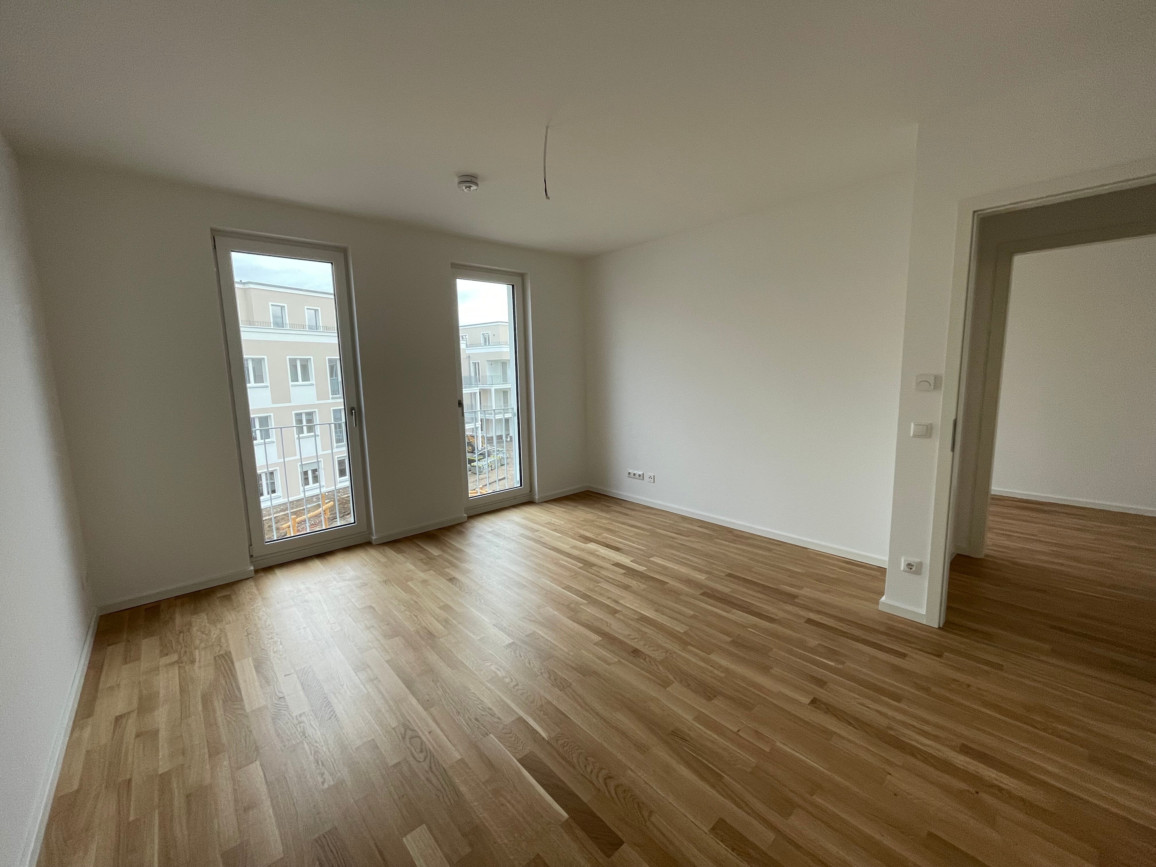 Wohnung zur Miete 1.548 € 4 Zimmer 107,5 m²<br/>Wohnfläche 2.<br/>Geschoss ab sofort<br/>Verfügbarkeit Bahnstraße 11 Bergfelde Hohen Neuendorf 16562