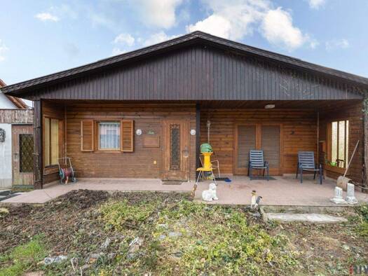 Bungalow zum Kauf 240.000 € 3 Zimmer 100,1 m² 522 m² Grundstück Matzendorf 2751