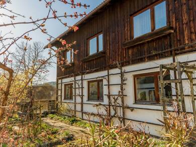 Haus zum Kauf 349.000 € 7 Zimmer 147 m² 1.250 m² Grundstück Grafenau Grafenau 94481