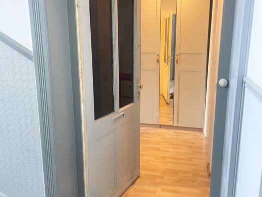 Wohnung zur Miete 900 € 2 Zimmer 54 m² Geschoss 1/3 frei ab sofort Michelsberg 13 Wiesbaden 65183