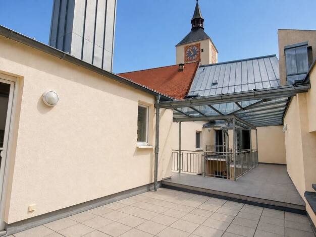 Wohnung zur Miete 800 € 2 Zimmer 82 m² Deggendorf Deggendorf 94469