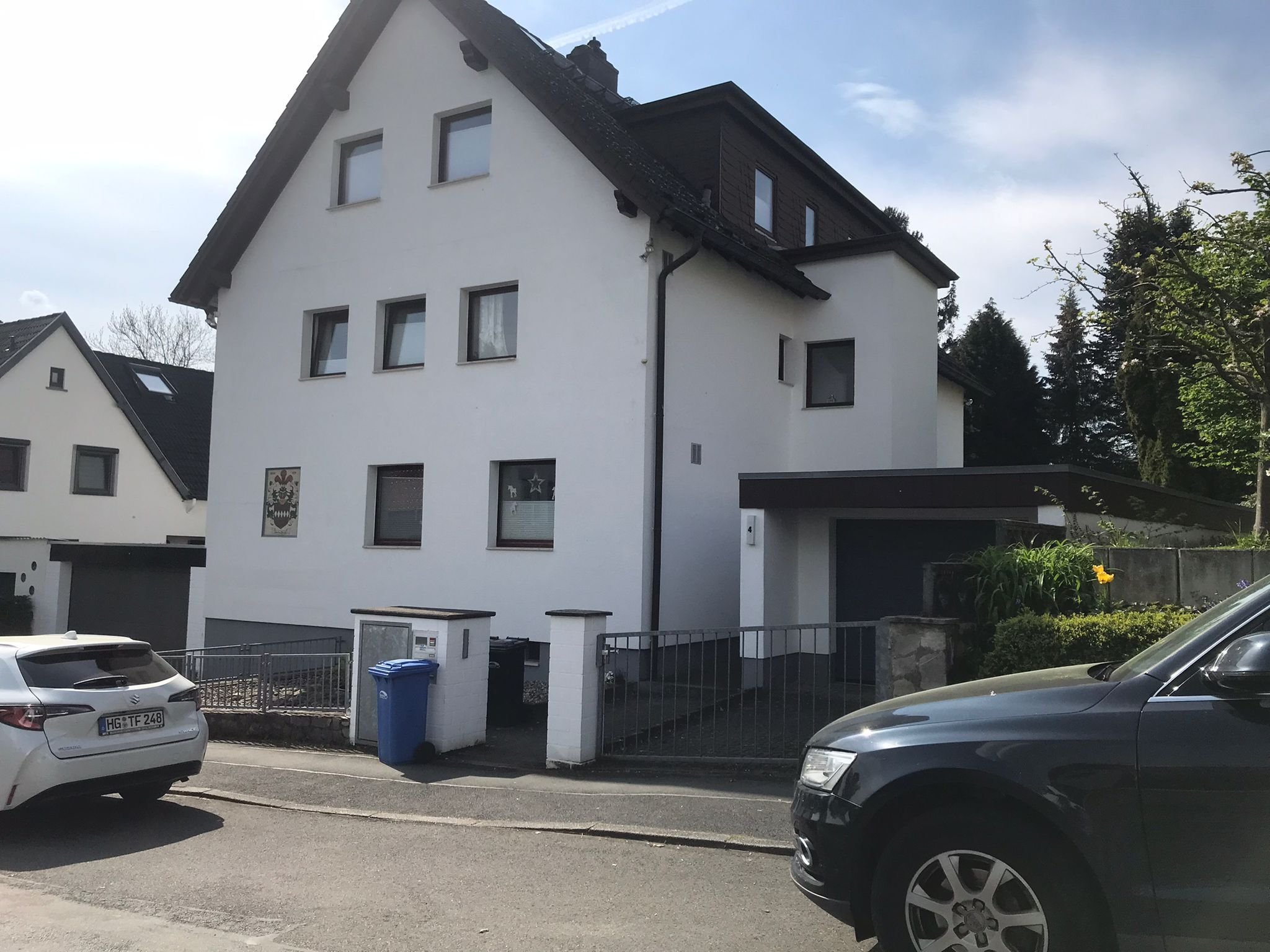 Mehrfamilienhaus zum Kauf provisionsfrei 1.450.000 € 10 Zimmer 388 m²<br/>Wohnfläche 827 m²<br/>Grundstück ab sofort<br/>Verfügbarkeit Wahlbezirk 20 Bad Homburg vor der Höhe 61350