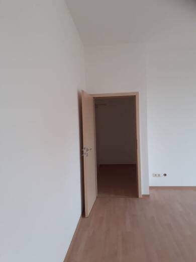 Wohnung zur Miete 351 € 2 Zimmer 54 m² frei ab sofort Wolfen Bitterfeld-Wolfen 06766