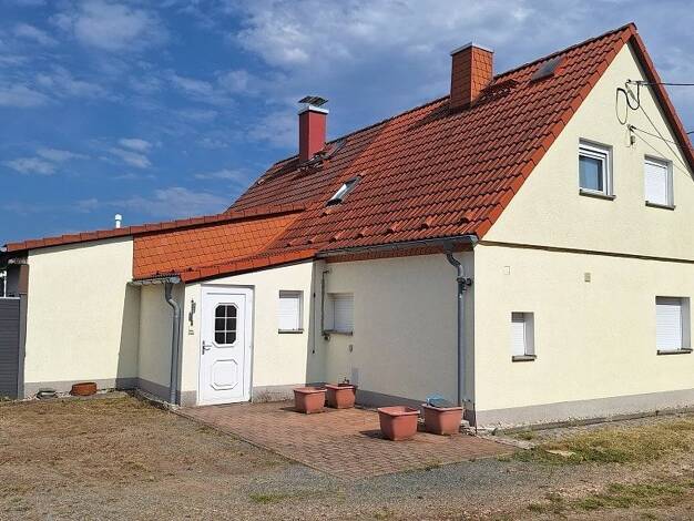 Doppelhaushälfte zum Kauf 139.000 € 3 Zimmer 60 m² 900 m² Grundstück Oberplanitz Zwickau 08062