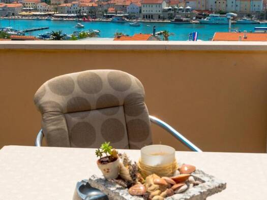 Penthouse zum Kauf provisionsfrei 129.000 € 2 Zimmer 61 m² Geschoss 3/4 Staufen Staufen im Breisgau 79219