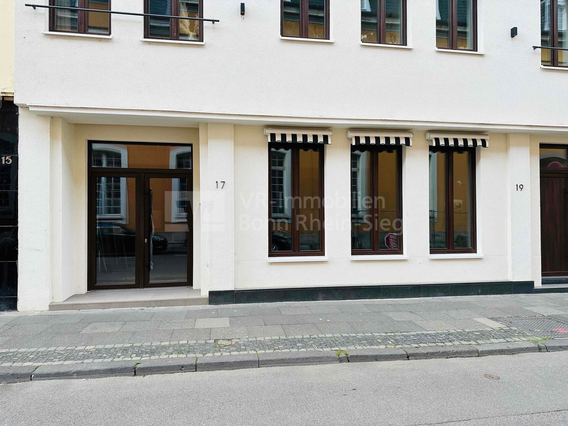 Laden zum Kauf provisionsfrei 1.652.000 € 386,4 m²<br/>Verkaufsfläche Zentrum-Münsterviertel Bonn 53113