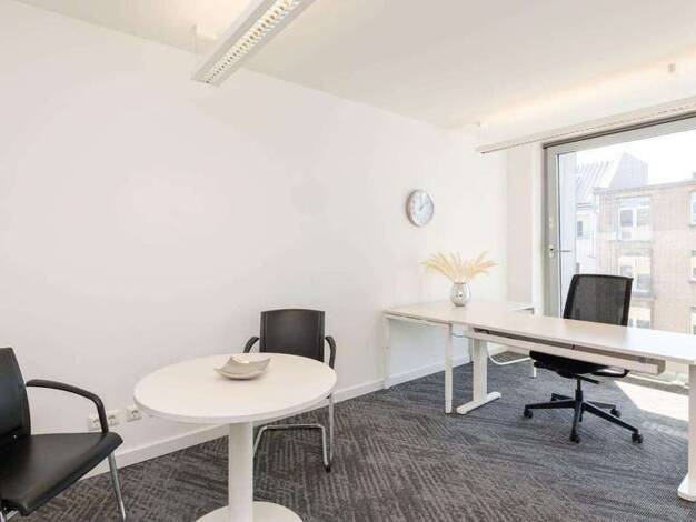 Bürofläche zur Miete provisionsfrei 15 m² Bürofläche teilbar ab 15 m² Königsallee 92a Stadtmitte Düsseldorf 40212